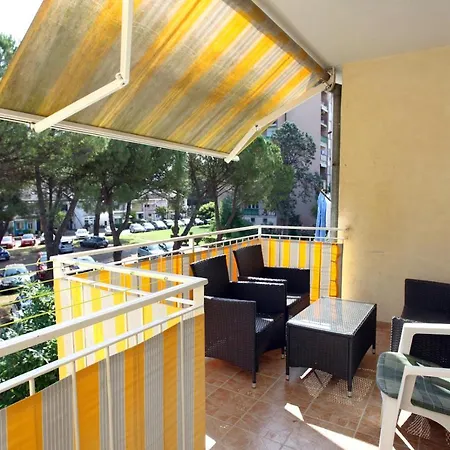 شقة Apartma Jure Sia *